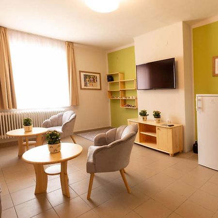 Hotel Csoemoeri Vendeghaz Csomor Exteriér fotografie
